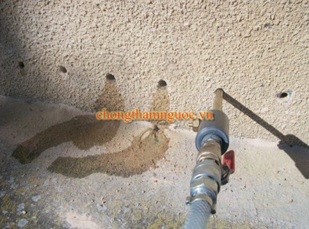 chống thấm chống ẩm chân tường